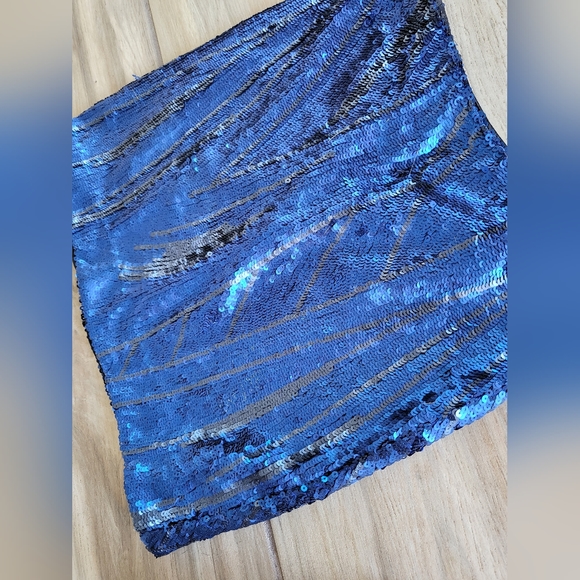 Bebe Blue Sequin Mini skirt size 2 - Picture 3 of 4